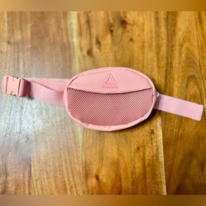 Reebok Women’s Hip Pack